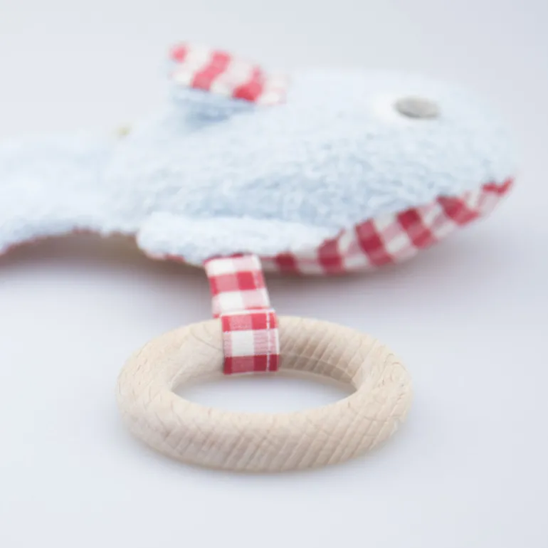 Efie Greifling Fisch mit Holzring hellblau