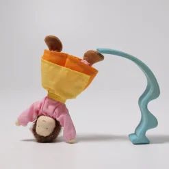 Grimm's Biegepüppchen Frau Erle - 14cm