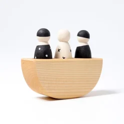 Grimm's Drei Freunde im Boot - monochrom