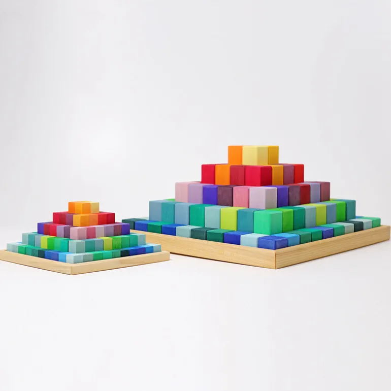 Grimm's Große Stufenpyramide