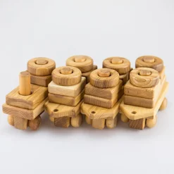 Großer Holzzug zum Stecken