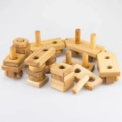 Großer Holzzug zum Stecken