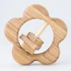 Holzrassel Blume