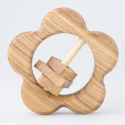Holzrassel Blume