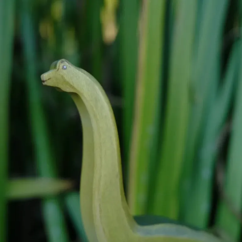 Holzwald Holzfigur Brachiosaurus