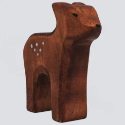 Holzwald Holzfigur Hirschkalb