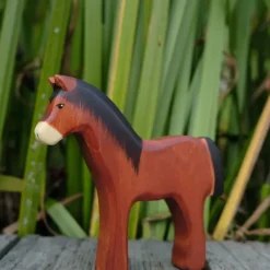 Holzwald Holzfigur Pferd