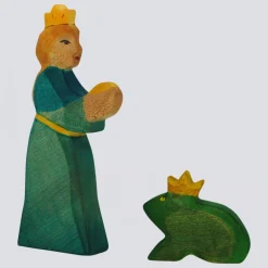 Holzwald Holzfigur Prinzessin für Froschkönig