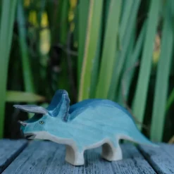 Holzwald Holzfigur Triceratops