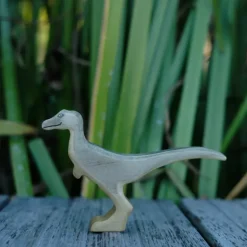 Holzwald Holzfigur Velociraptor