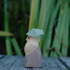 Holzwald Holzfigur Zwerg Anton