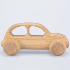 Jägerauto aus Holz