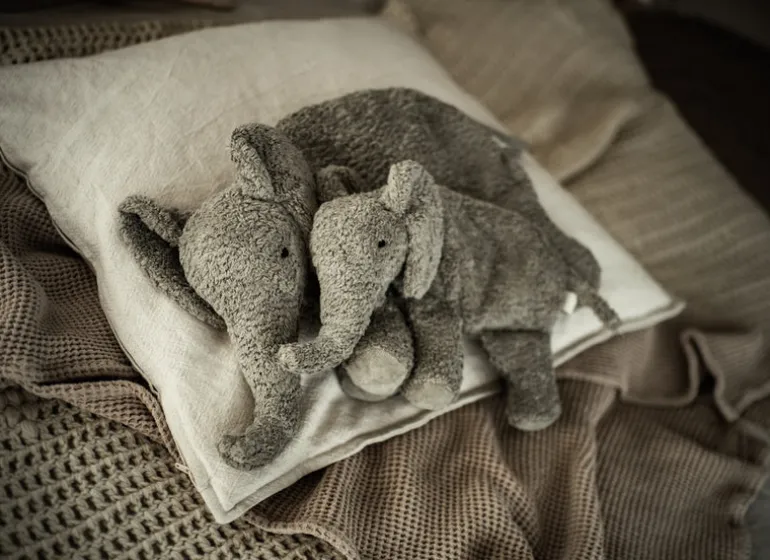 Kuscheltier Elefant klein mit Kirschkern-Inlett