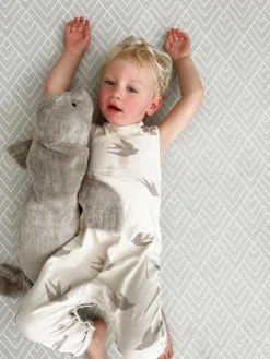 Kuscheltier Robbe groß grau mit Dinkelspreu-Inlett