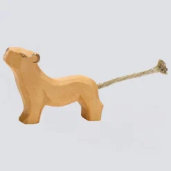 Ostheimer Holzfigur Löwe klein Kopf hoch