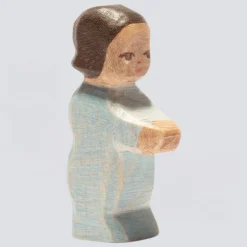 Ostheimer Holzfigur Wickelkind 2