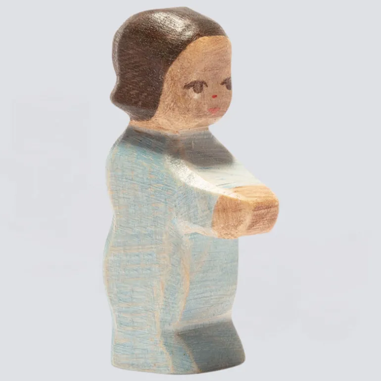 Ostheimer Holzfigur Wickelkind 2
