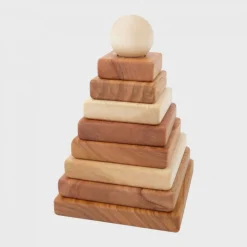 Stapelpyramide natur