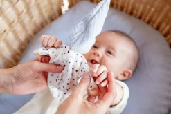 Waldorfpuppe Nini Morgentau - 26 cm